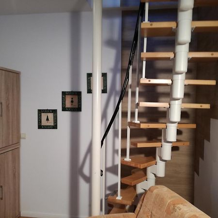 Appartement Kastanienhof Luebben Extérieur photo